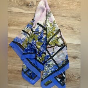 Vintage Metropolitan Museum Window Pane Silk Scarf